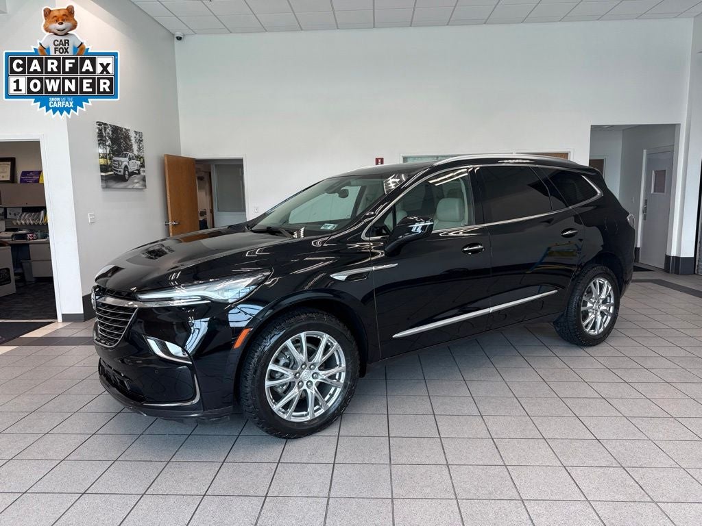 2022 Buick Enclave Essence