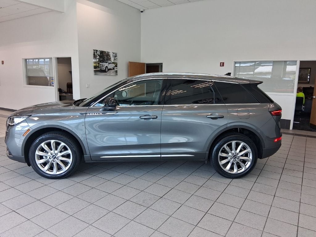 2022 Lincoln Corsair Standard