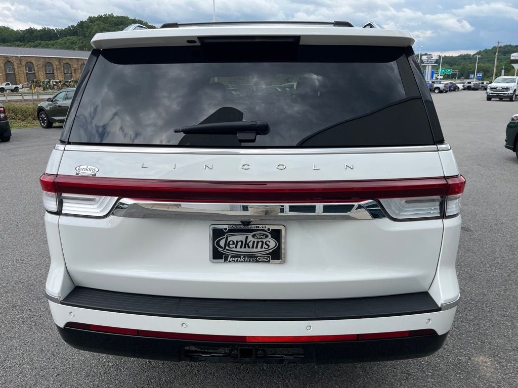 2022 Lincoln Navigator L Reserve