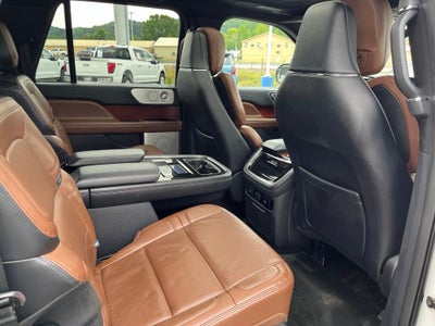 2022 Lincoln Navigator L Reserve