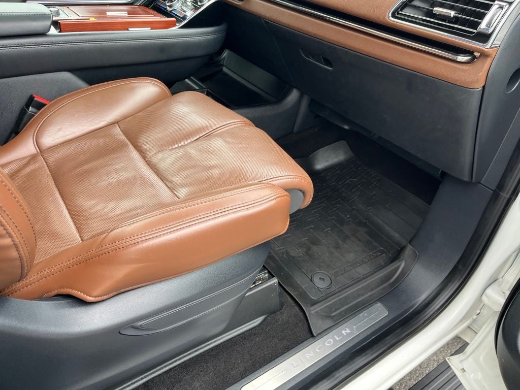 2022 Lincoln Navigator L Reserve