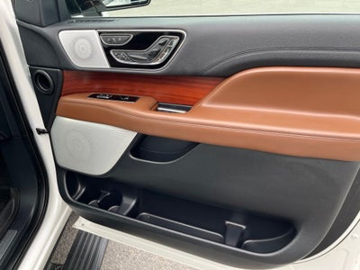 2022 Lincoln Navigator L Reserve