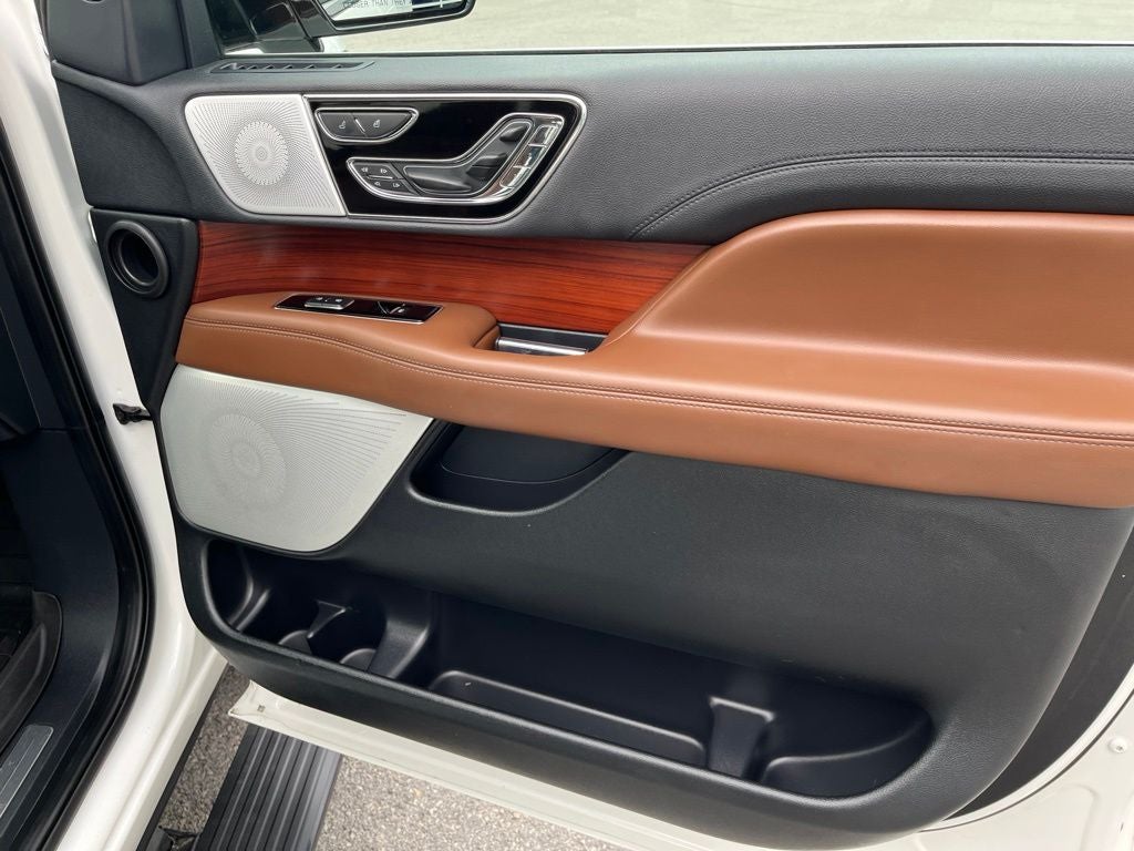 2022 Lincoln Navigator L Reserve