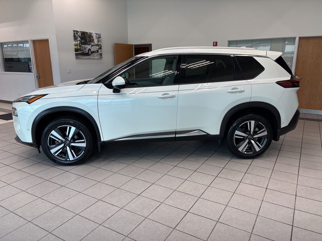 2023 Nissan Rogue SL
