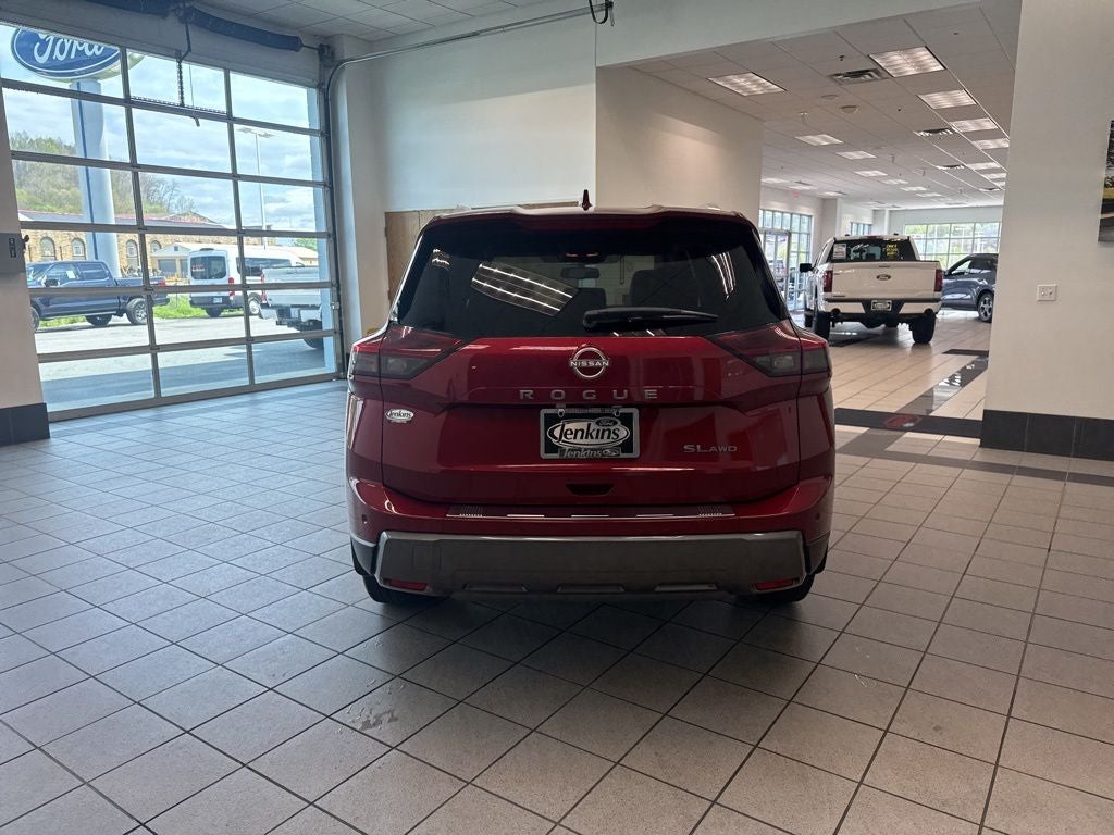 2024 Nissan Rogue SL