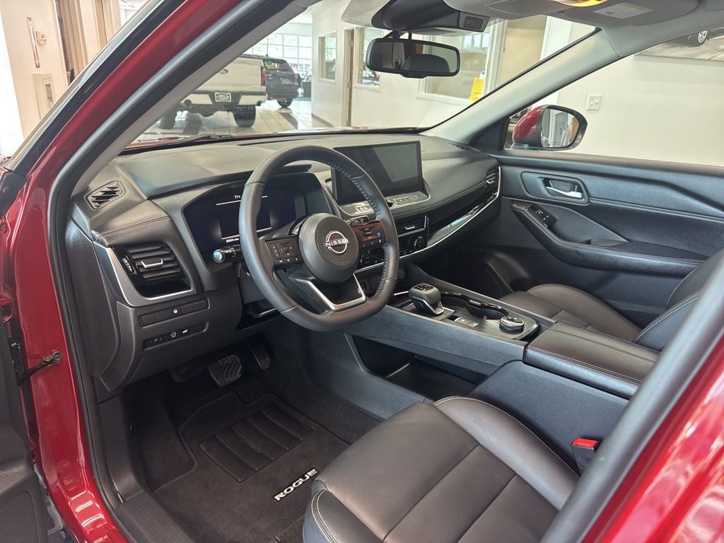 2024 Nissan Rogue SL
