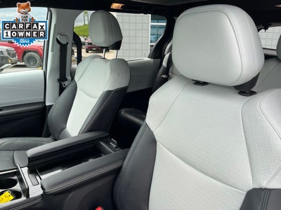 2025 Toyota Sienna XSE 7 Passenger