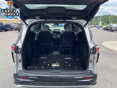 2025 Toyota Sienna XSE 7 Passenger