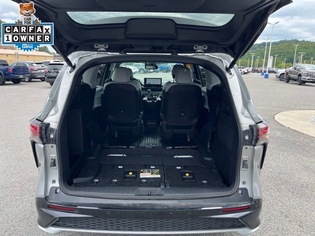 2025 Toyota Sienna XSE 7 Passenger