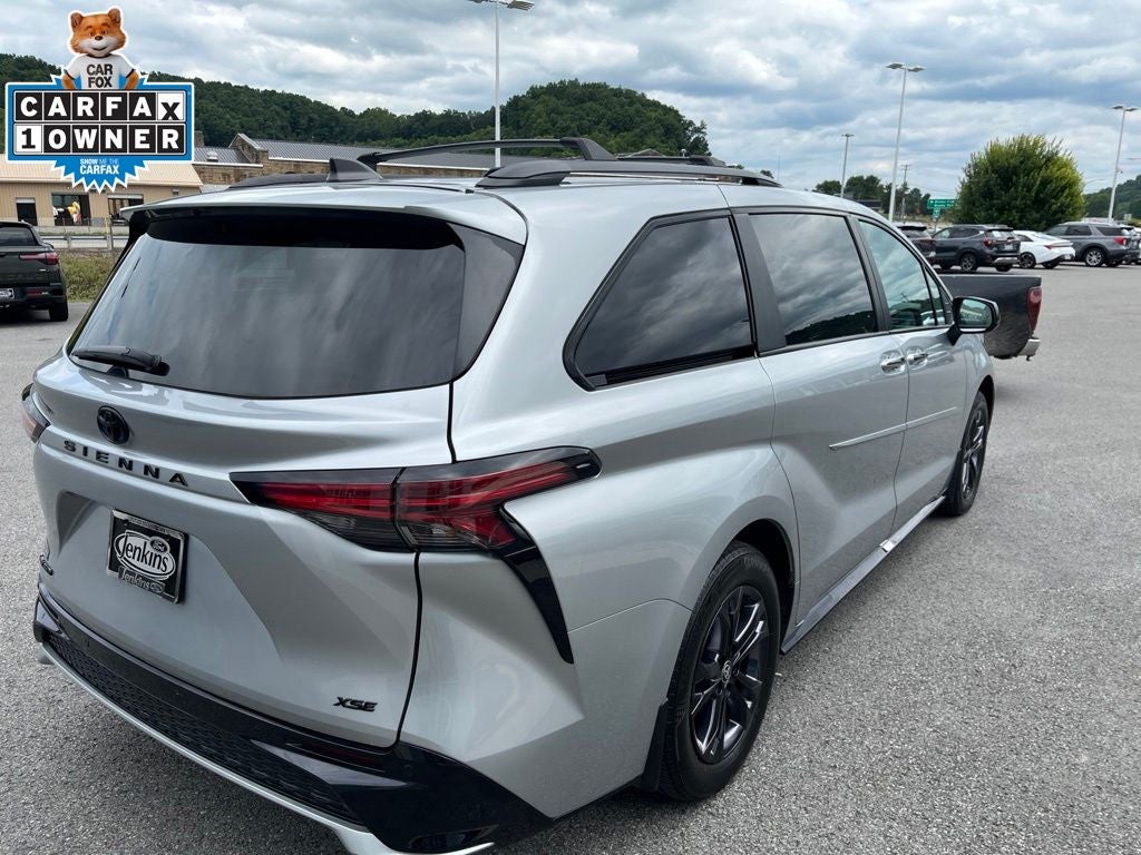 2025 Toyota Sienna XSE 7 Passenger