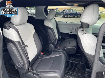 2025 Toyota Sienna XSE 7 Passenger