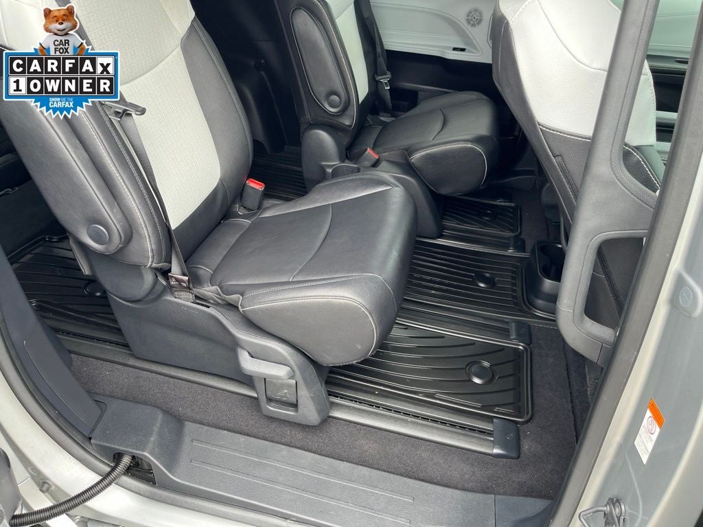 2025 Toyota Sienna XSE 7 Passenger