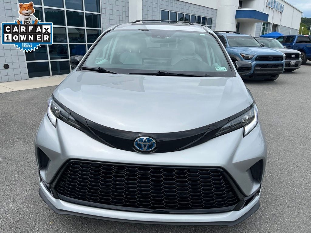 2025 Toyota Sienna XSE 7 Passenger