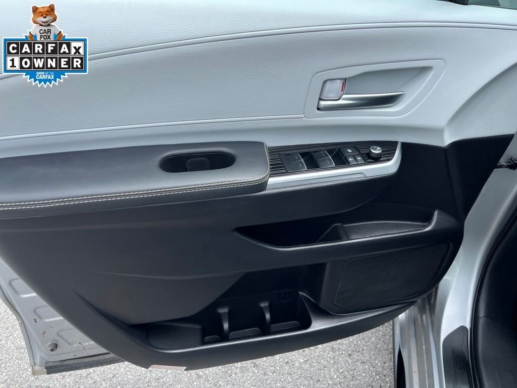 2025 Toyota Sienna XSE 7 Passenger