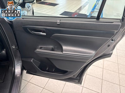 2022 Toyota Highlander Hybrid XLE