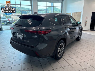 2022 Toyota Highlander Hybrid XLE