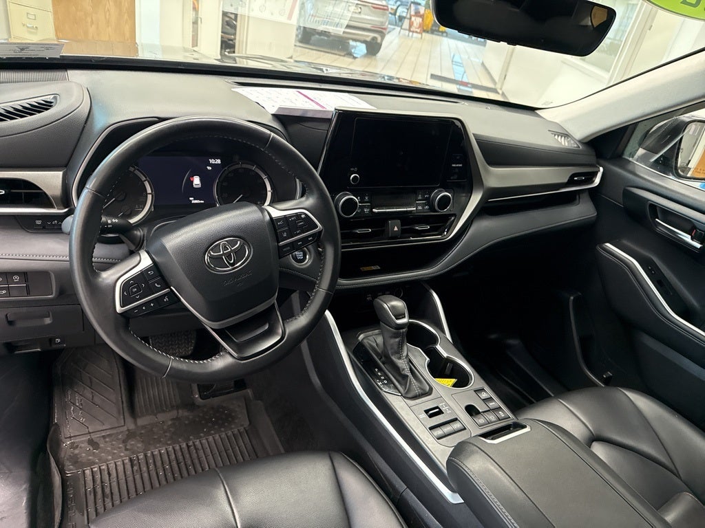 2024 Toyota Highlander XLE