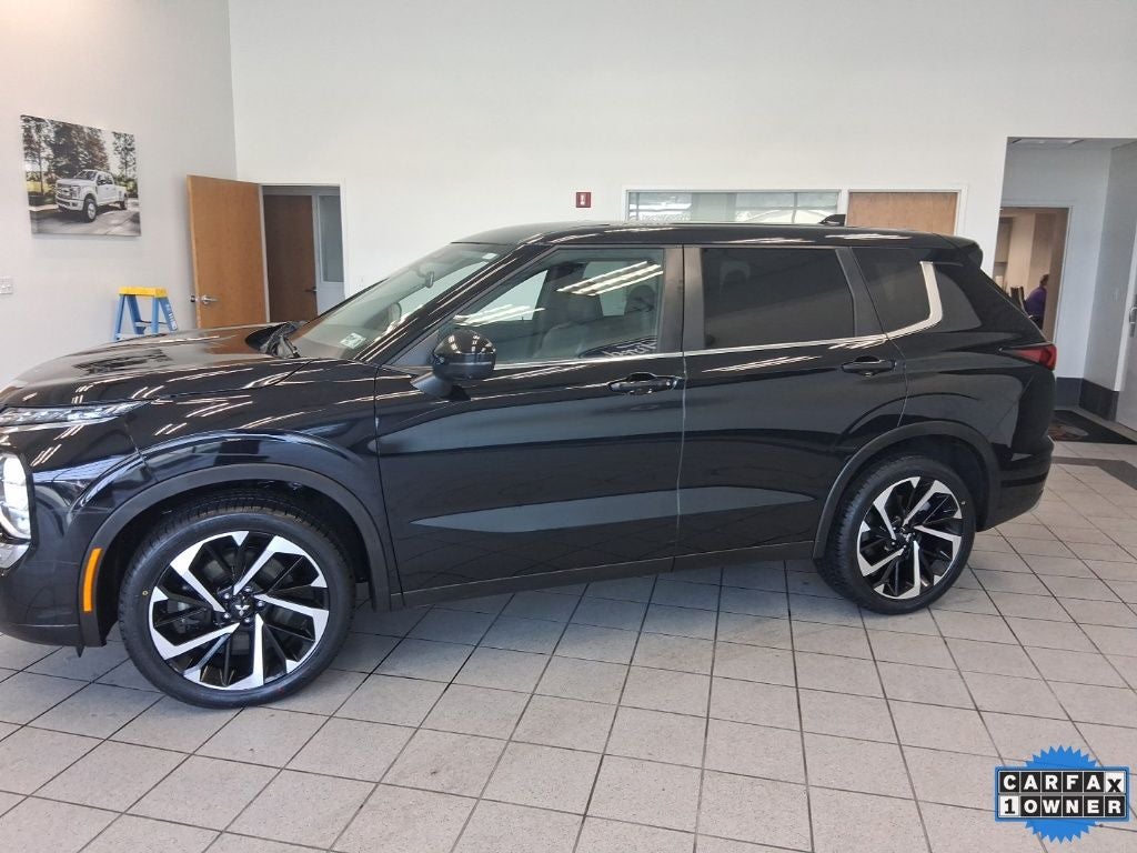 2022 Mitsubishi Outlander SE