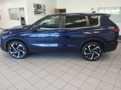 2022 Mitsubishi Outlander SE