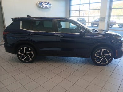 2022 Mitsubishi Outlander SE