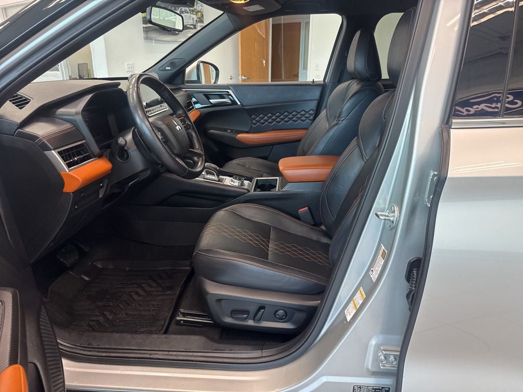 2024 Mitsubishi Outlander SEL