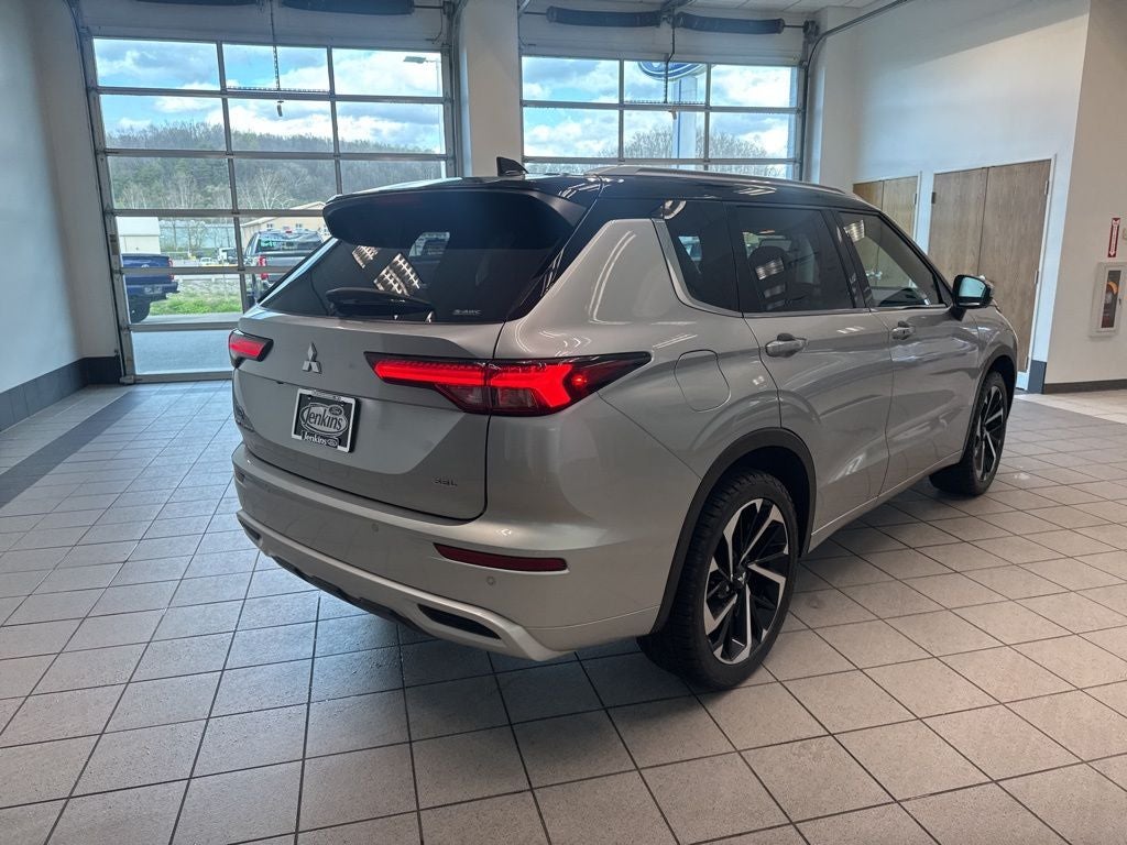2024 Mitsubishi Outlander SEL