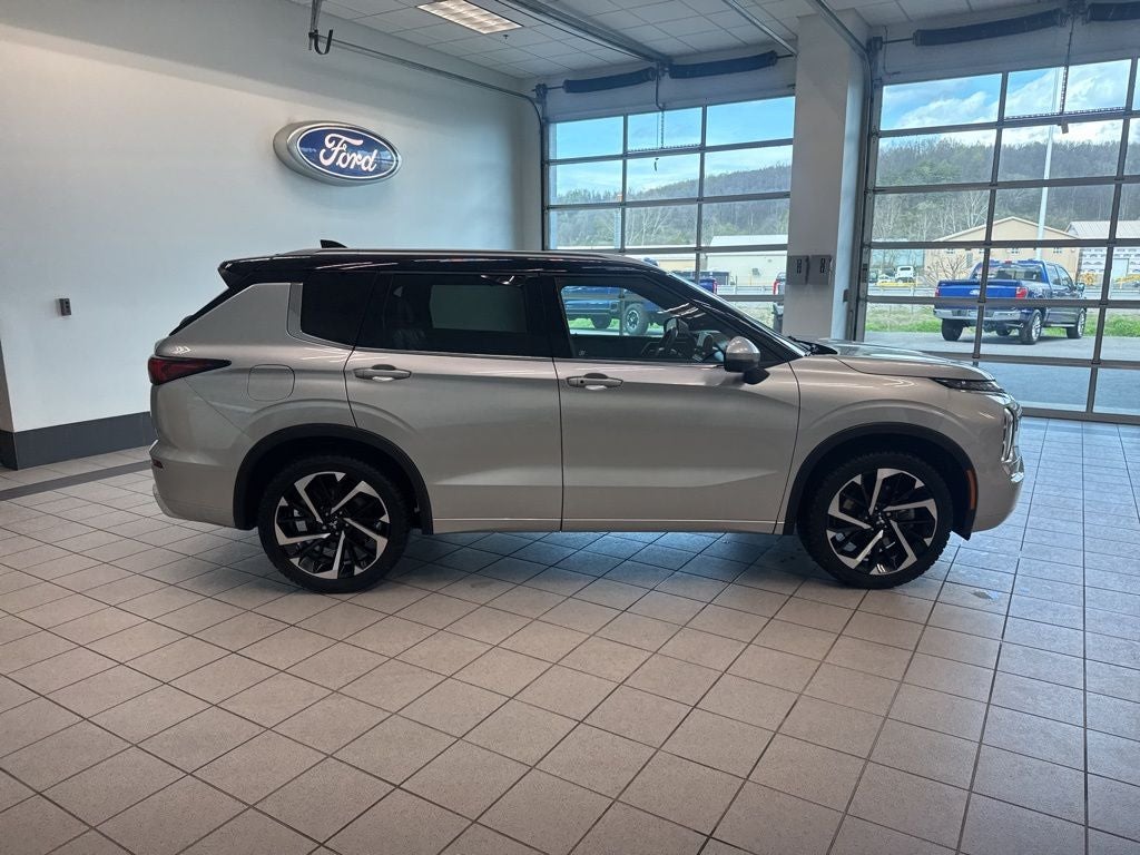 2024 Mitsubishi Outlander SEL