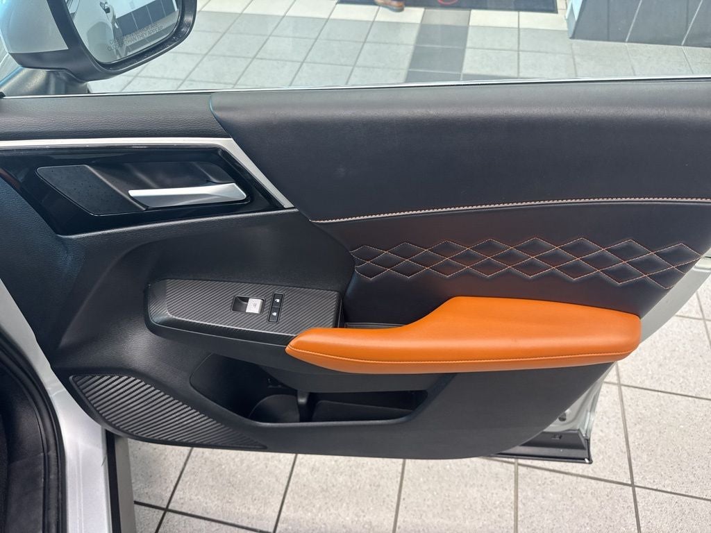 2024 Mitsubishi Outlander SEL