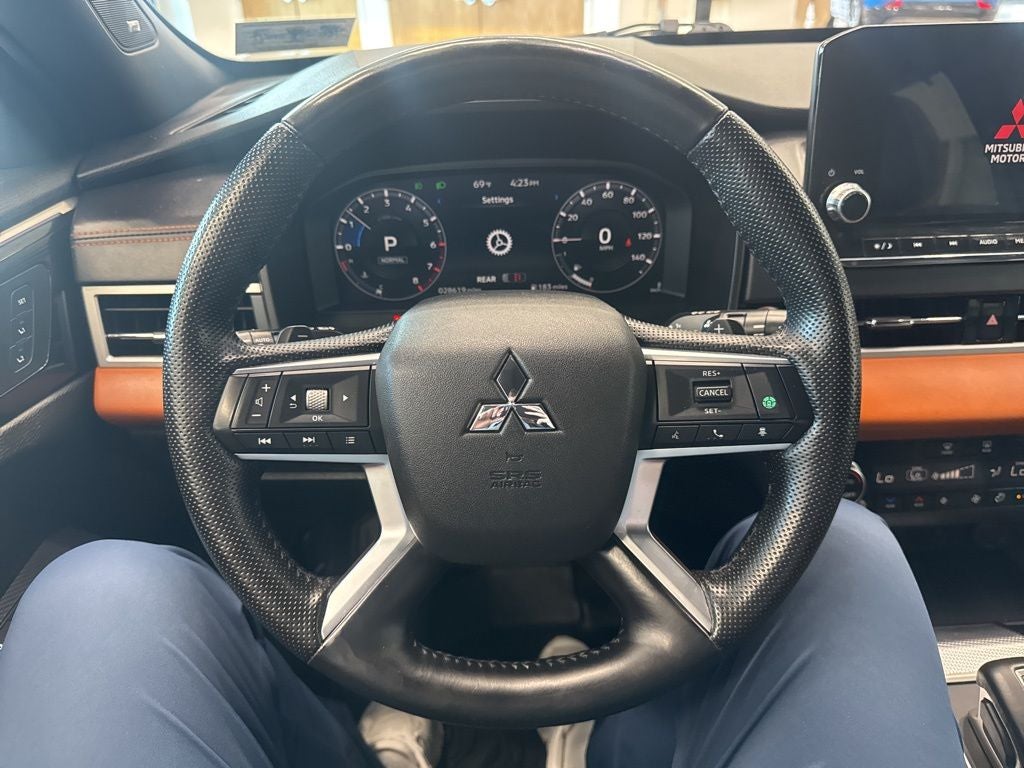 2024 Mitsubishi Outlander SEL