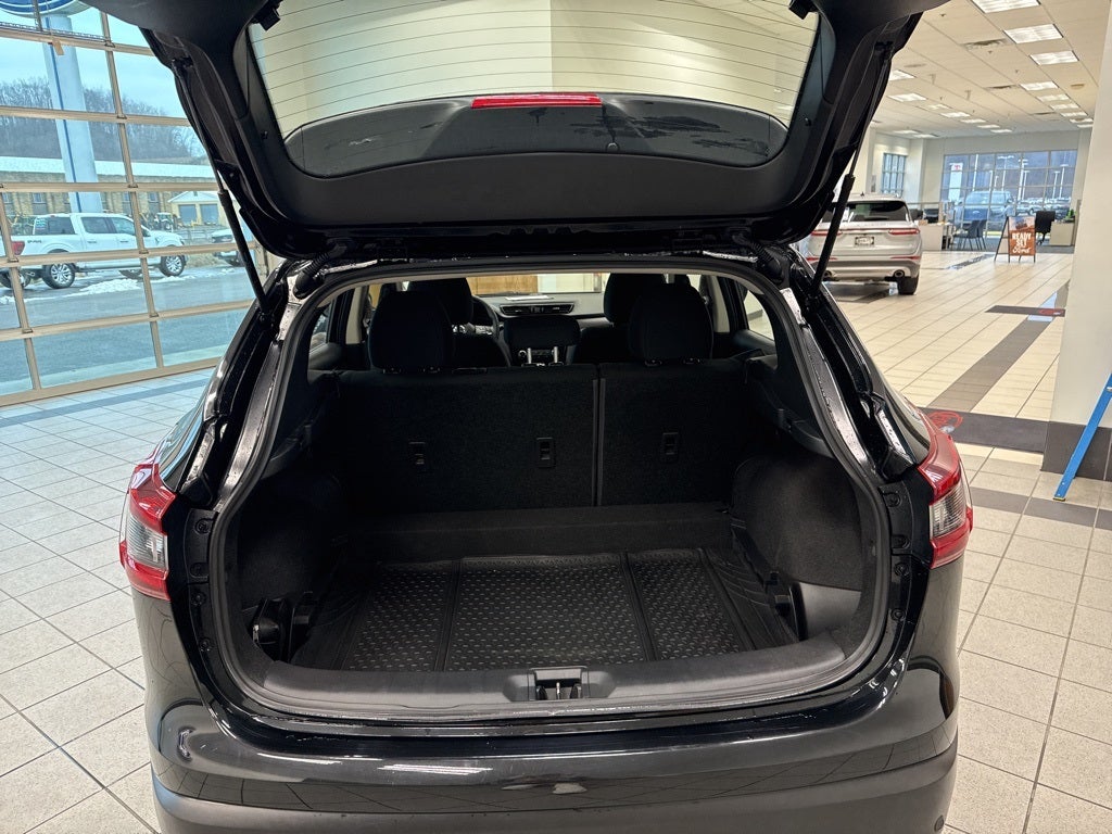 2022 Nissan Rogue Sport S