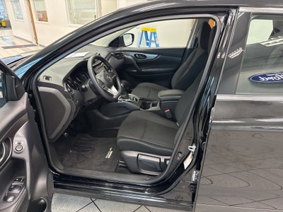 2022 Nissan Rogue Sport S