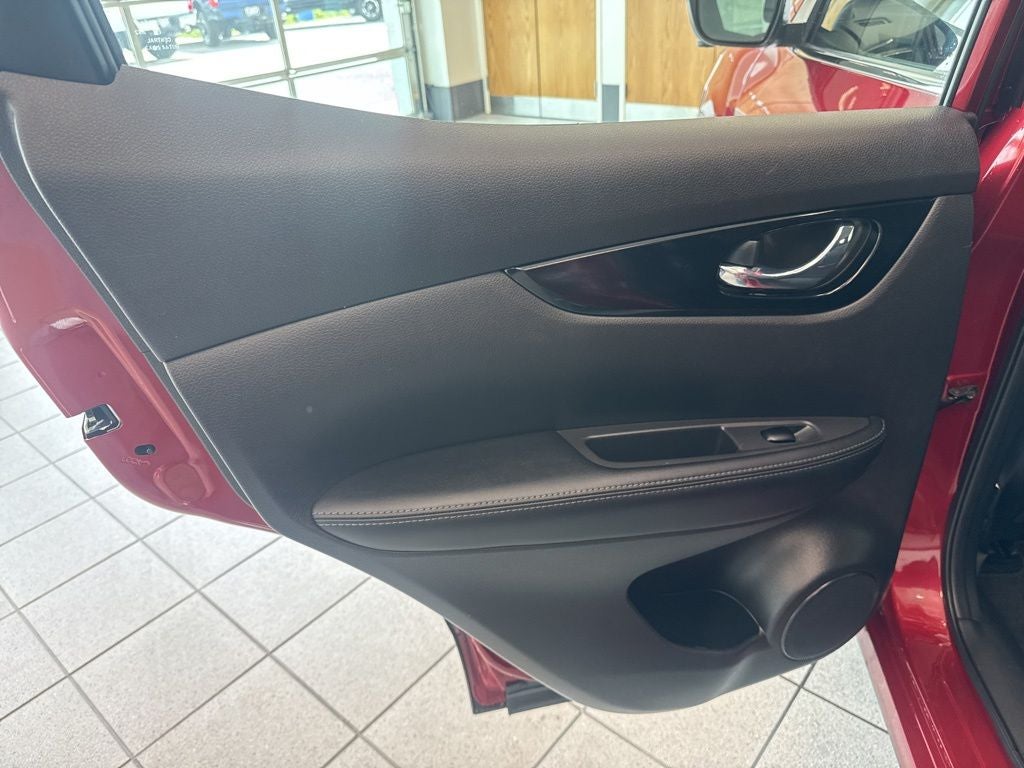 2022 Nissan Rogue Sport SL