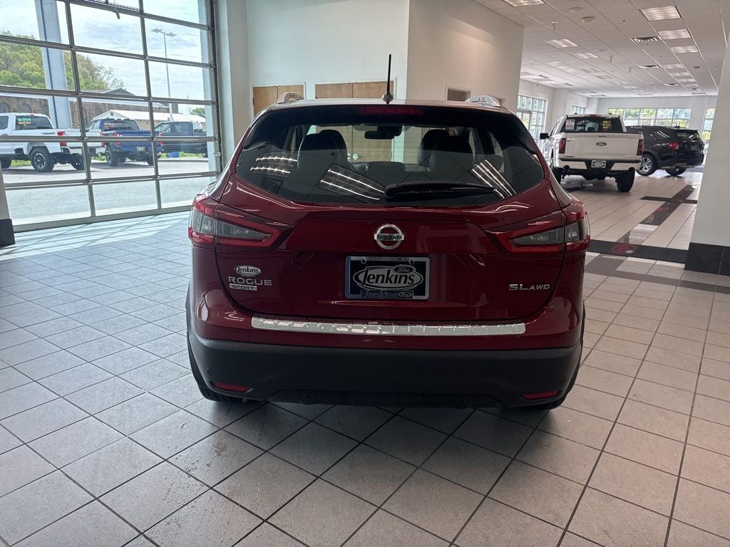 2022 Nissan Rogue Sport SL
