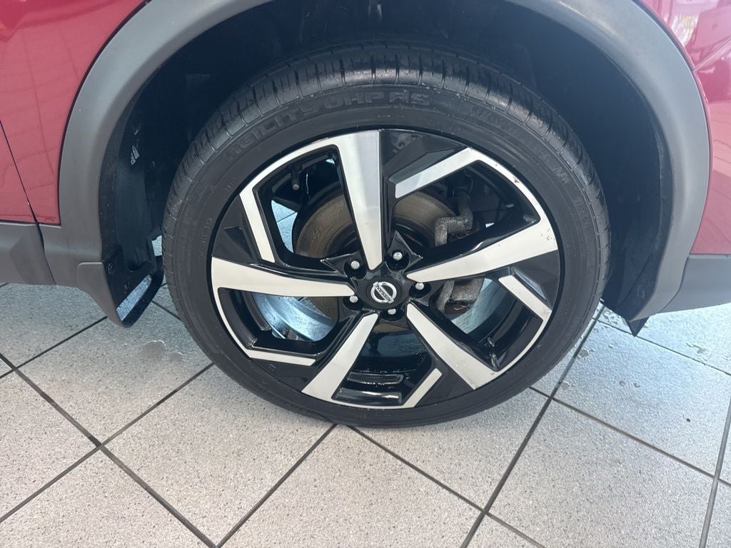 2022 Nissan Rogue Sport SL