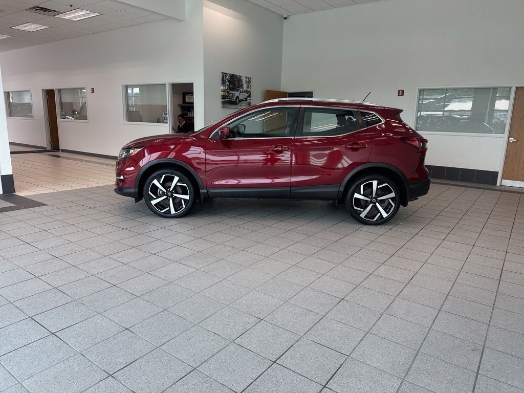 2022 Nissan Rogue Sport SL
