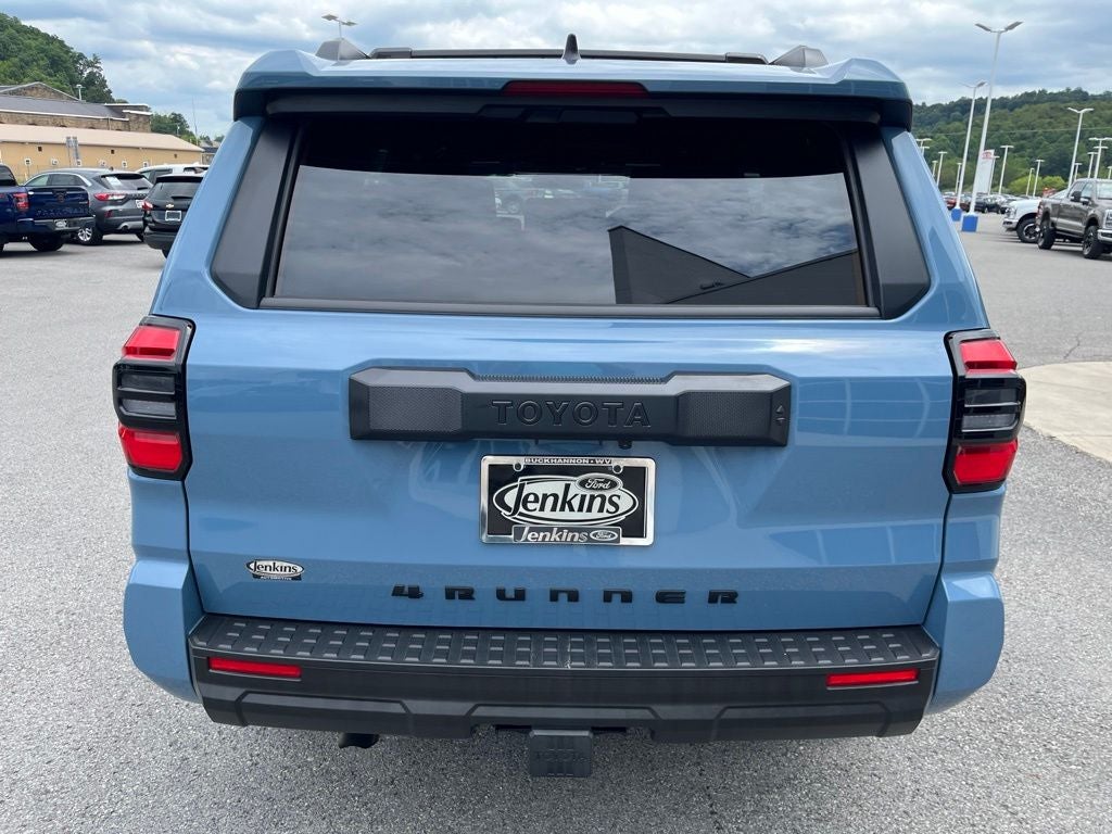 2025 Toyota 4Runner SR5
