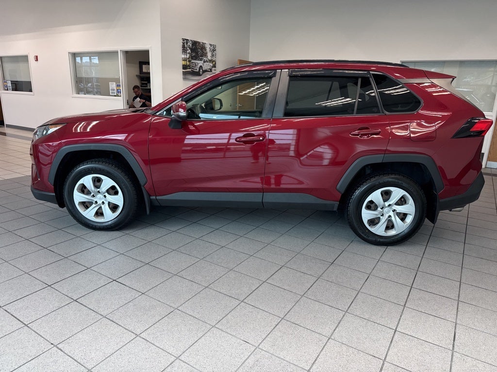 2019 Toyota RAV4 LE