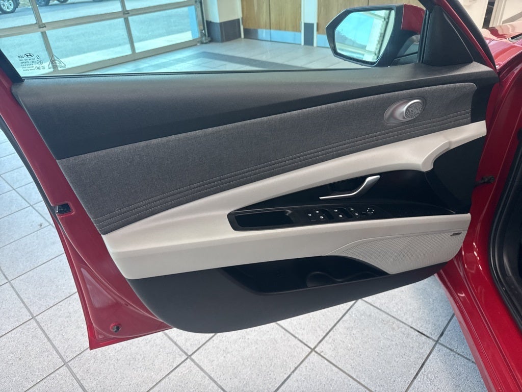 2021 Hyundai Elantra Limited