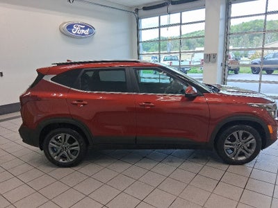 2023 Kia Seltos S