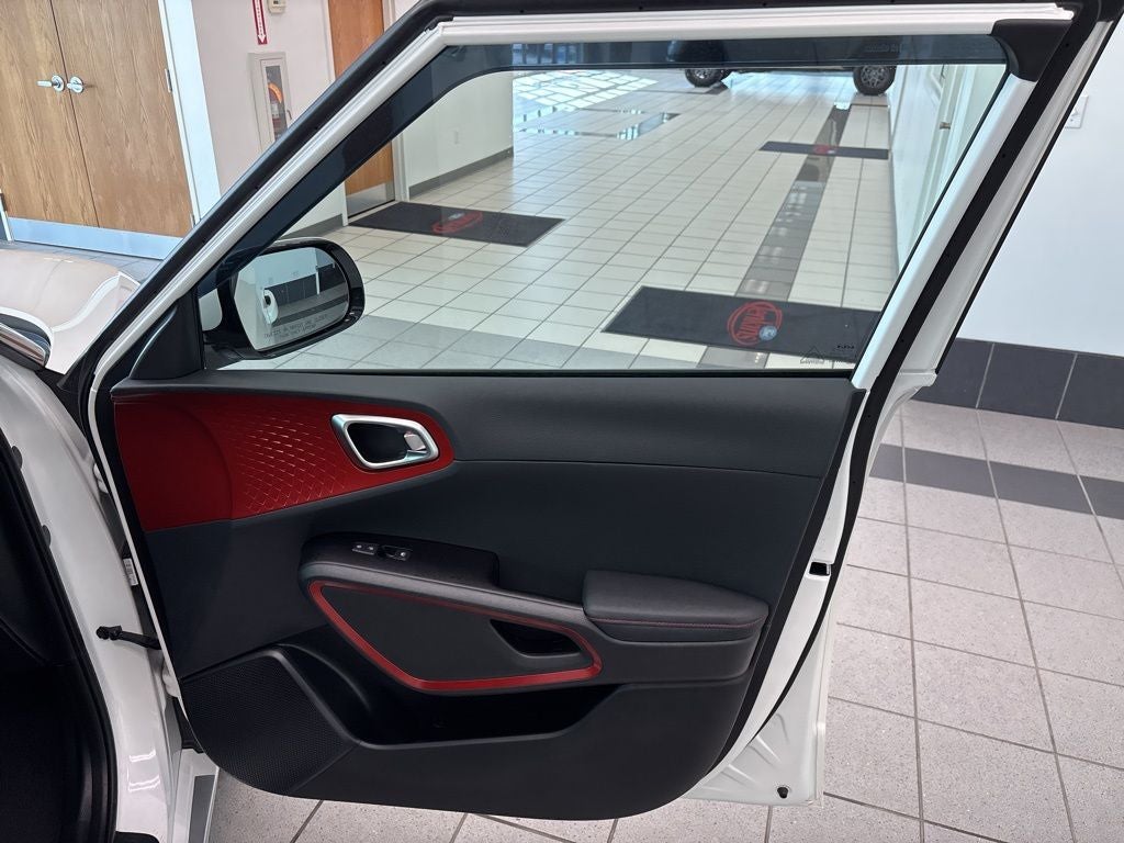 2025 Kia Soul GT-Line