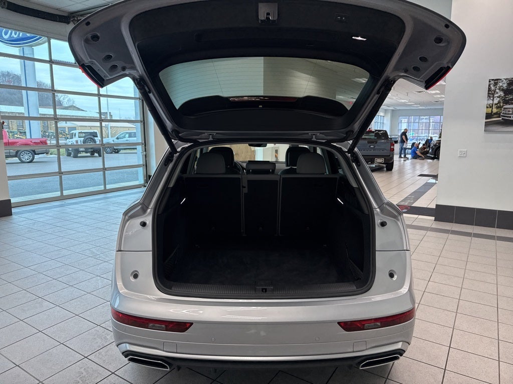 2023 Audi Q5 45 S line Premium quattro
