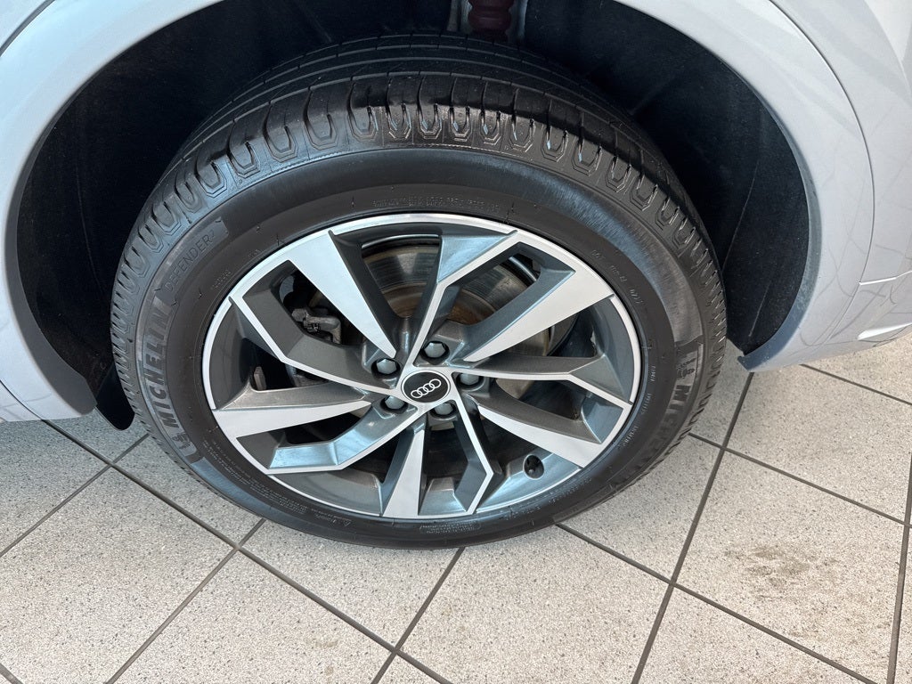 2023 Audi Q5 45 S line Premium quattro