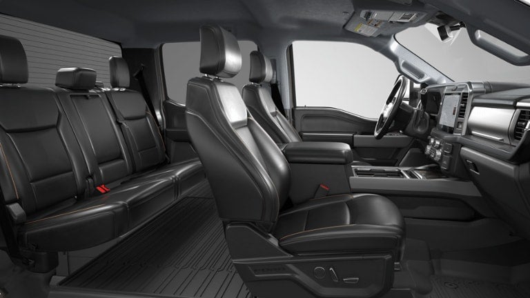 2026 Ford Super Duty F-350® Lariat®