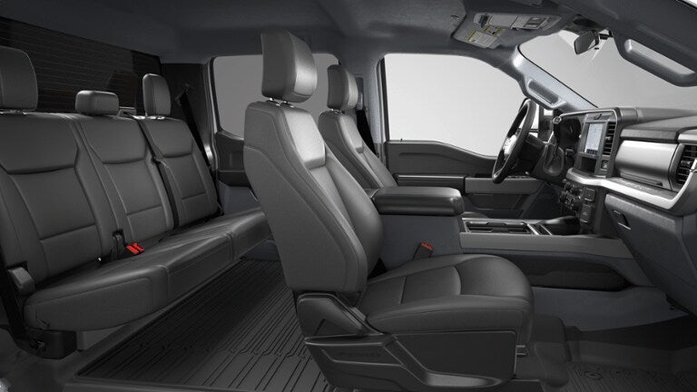 2026 Ford Super Duty F-350® XLT